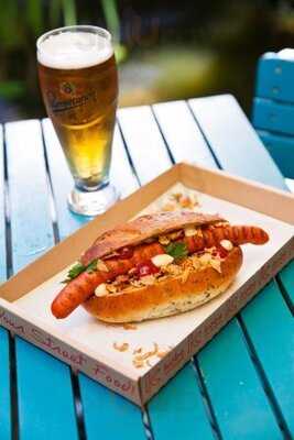 Kobe Sausages - Hold Utca