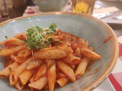 Capri Pizzeria Es Fagylaltozo