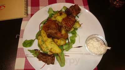 Capri Pizzeria Es Fagylaltozo