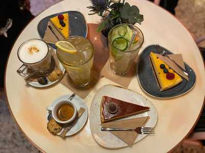 Marty's Kitchen & Bar