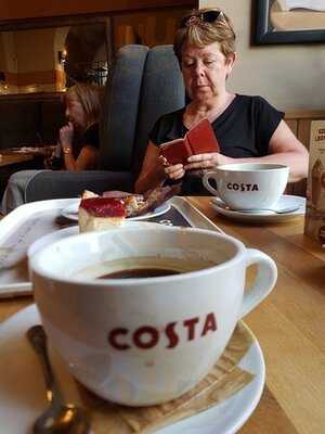 Costa Coffee Eiffel Ter Irodahaz