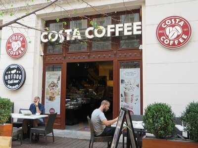 Costa Coffee Gozsdu