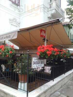 Mirage Café And Bar