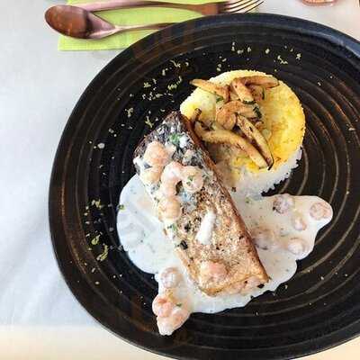 Ropogós Bistro & Garden