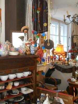 Szerpentin Szalon Regisegbolt Es Kavezo