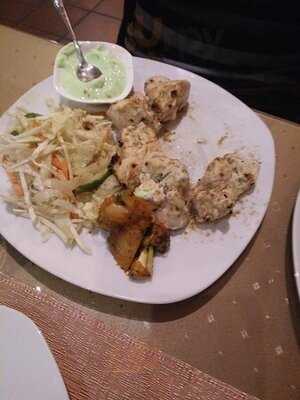Tandoori Indiai Etterem
