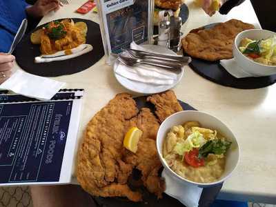 Grill Plage Restaurant & Cafe