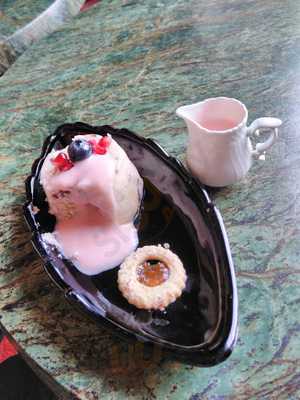 Grill Plage Restaurant & Cafe