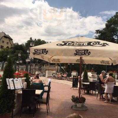 Grill Plage Restaurant & Cafe