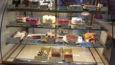 Noglu Fény Cukrászda