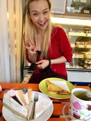 Noglu Fény Cukrászda