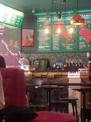 Cafe Frei Károly Körút