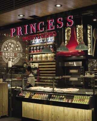 Princess Nepliget Metro