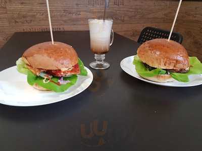 Pappinto Gyros Faloda