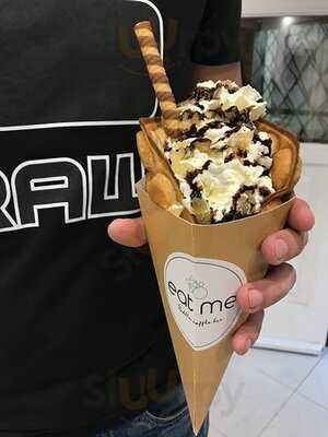 Eat Me - Bubble Waffle Bar