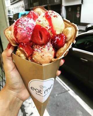 Eat Me - Bubble Waffle Bar