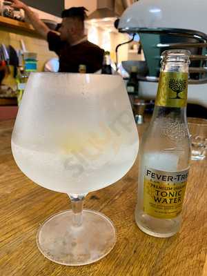 Szirom Ice Cream & Specialty Coffee