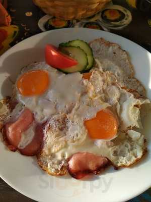 Olajbogyó Kis Bisztró