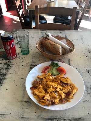 Olajbogyó Kis Bisztró