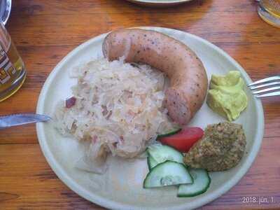 Bratwursthausle Kolbászda