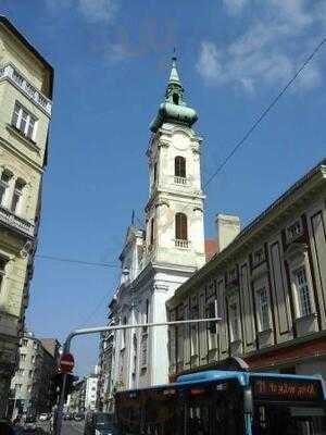 Bratwursthausle Kolbászda