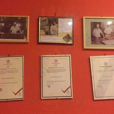 Frohlich Bakery And Cafe