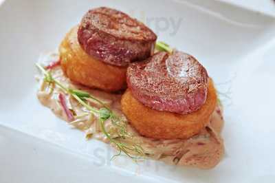 Elysée Bistro és Kávéház