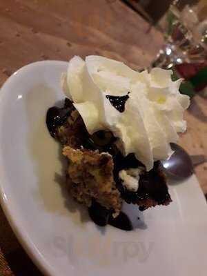 Magyar Gulyás Étterem