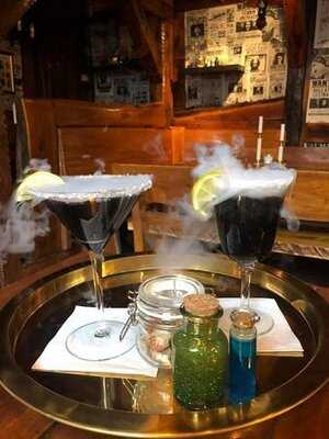 Repulo Sepru Elmeny Es Varazs Kavezo