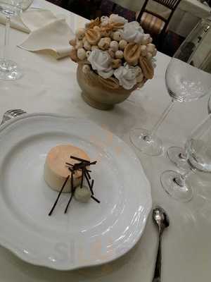 Akademia Klub Restaurant