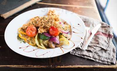 Corner's Pub & Pizzeria