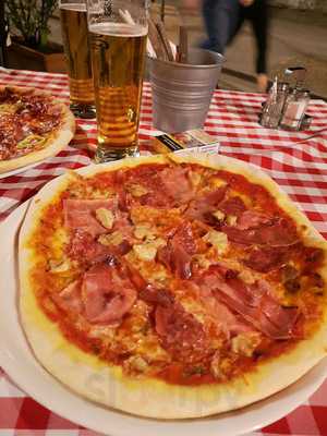 Ambassador Etterem Budapest