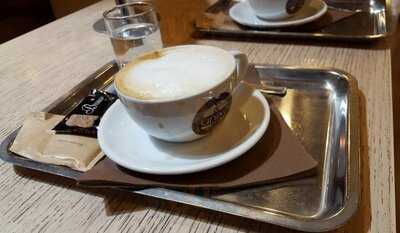 Unixo Hungary Restaurant