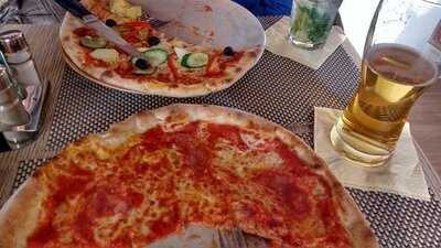 Unixo Hungary Restaurant