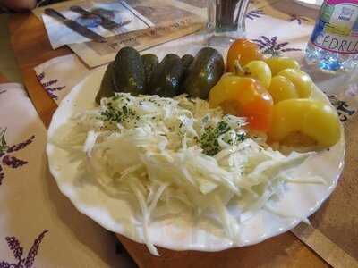 Rozsdás Kakas Étterem és Kávézó