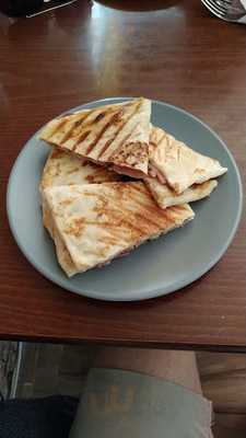 Perté Kávézó Nagybéla