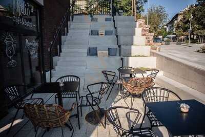 Miliő Cafe & Bistro