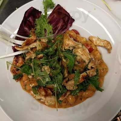 No13 Kávézó és Kultúrkocsma