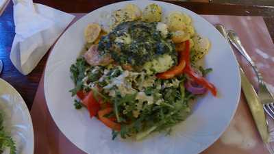 No13 Kávézó és Kultúrkocsma