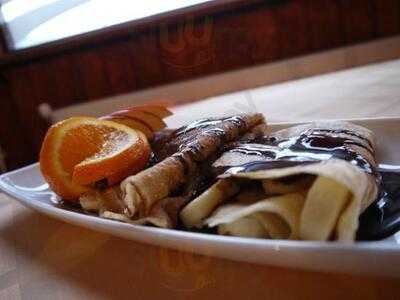 Retro Etterem Es Pizzeria