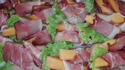 Finom Falat Ételbár