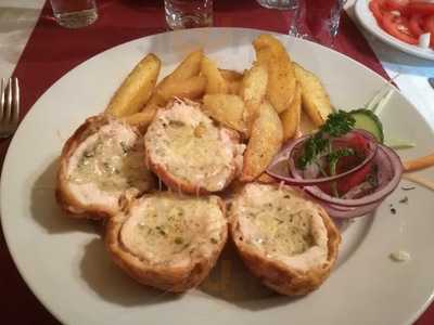 László Tanya Étterem