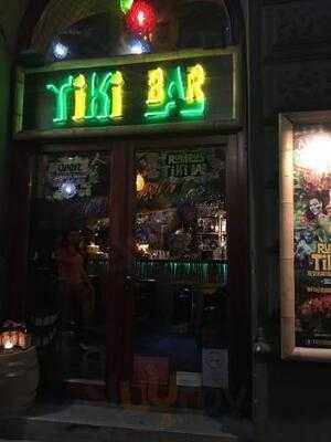 Tiki Lounge  Kings Corner Pub