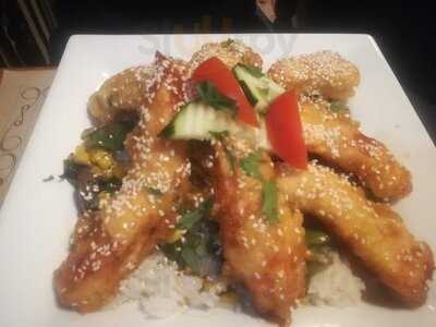 Tonett Pub Etterem Es Pizzeria