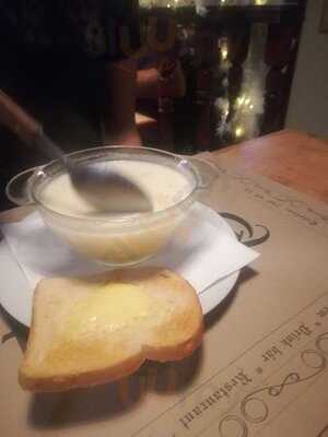 Tonett Pub Etterem Es Pizzeria