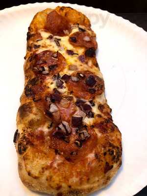 Pizza Hut Arena Plaza Budapest