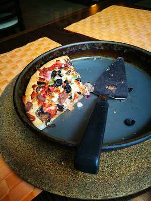 Pizza Hut Arena Plaza Budapest