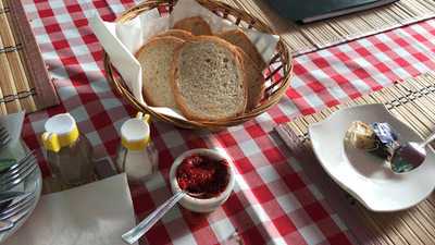 Léda Étterem és Pizzéria