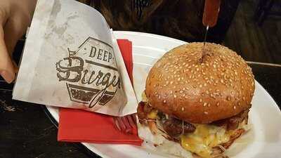Deep Burger