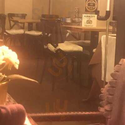 Vinolia Bistro & Bar